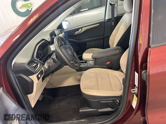 2021 Ford Escape SE with VIN 1FMCU9G6XMUA67635, listed as a IAAI auction lot 42718909 with 89,704 mi miles and . Bid and sale history available at DreamBid. Image 8.