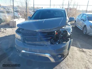 2019 Dodge Journey Crossroad with VIN 3C4PDCGG9KT857575, listed as a IAAI auction lot 41290197 with 91,051 mi miles. Bid and sale history available at carsss.com. Image 12.