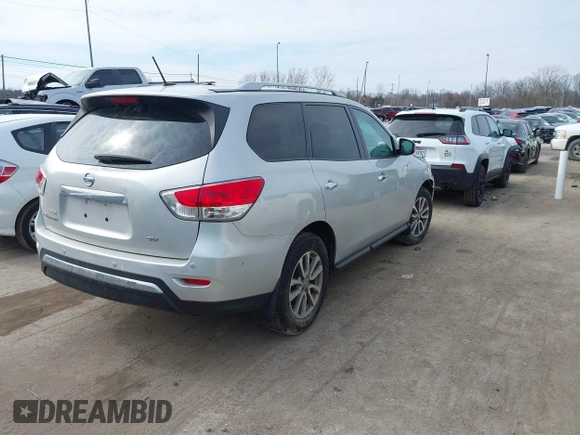 2015 Nissan Pathfinder SV z VIN 5N1AR2MN6FC706632, wystawiony jako IAAI lot #41645730 z przebiegiem 130 647 mil mil oraz . Historia ofert i sprzedaży dostępna na DreamBid. Obrazek 4.