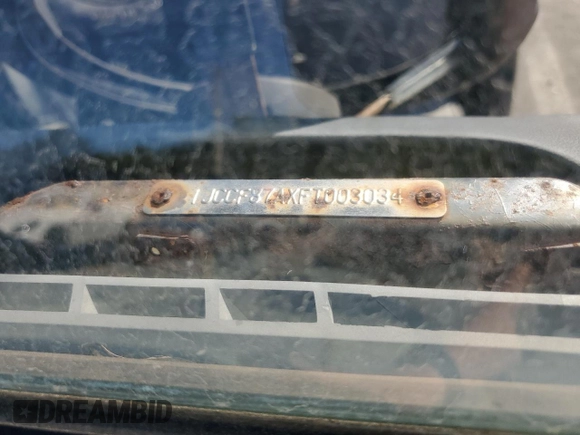 1985 Jeep CJ z VIN 1JCCF87AXFT003034, wystawiony jako Copart lot #75175274 z przebiegiem 15 849 mil mil oraz Szkody całkowita. Historia ofert i sprzedaży dostępna na DreamBid. Obrazek 13.