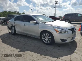 2015 Nissan Altima 2.5 with VIN 1N4AL3AP1FC277553, listed as a Copart auction lot 61069645 with 132,118 mi miles and Salvage title. Bid and sale history available at DreamBid. Image 4.