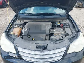 2008 Chrysler Sebring Limited z VIN 1C3LC65M38N197073, wystawiony jako IAAI lot #42142490 z przebiegiem 163 580 mil mil oraz . Historia ofert i sprzedaży dostępna na DreamBid. Obrazek 10.