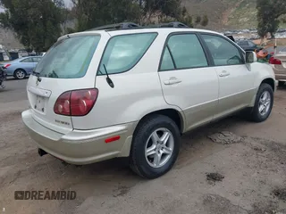 2000 Lexus RX 300 with VIN JT6HF10U1Y0098064, listed as a IAAI auction lot 42046249 with 216,171 mi miles. Bid and sale history available at carsss.com. Image 4.