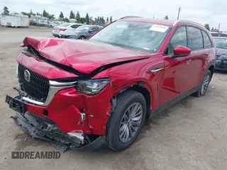 2025 Mazda CX-90 Preferred z VIN JM3KKBHD9S1208744, wystawiony jako IAAI lot #42019049 z przebiegiem 4 663 mil mil oraz . Historia ofert i sprzedaży dostępna na DreamBid. Obrazek 2.