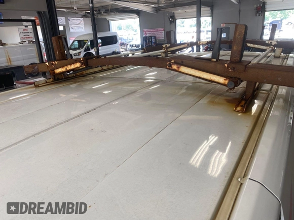 2016 Ford Transit Cargo с VIN 1FTYE1YM5GKB48869, выставлен на аукционе IAAI как лот 42789025 с пробегом 147 263 миль миль и . История ставок и продаж доступна на DreamBid. Изображение 16.