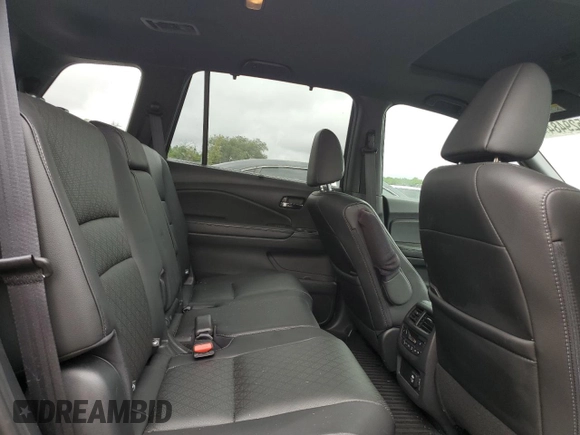 2019 Honda Passport Elite with VIN 5FNYF8H07KB015815, listed as a Copart auction lot 71529484 with 136,228 mi miles and Non Repairable. Bid and sale history available at carsss.com. Image 11.