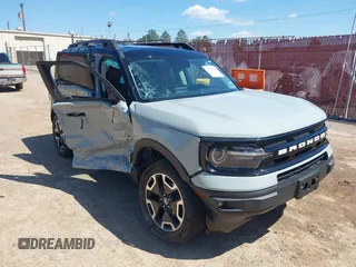2022 Ford Bronco Sport Outer Banks z VIN 3FMCR9C67NRD82022, wystawiony jako IAAI lot #41968977 z przebiegiem 48 976 mil mil oraz . Historia ofert i sprzedaży dostępna na DreamBid. Obrazek 1.