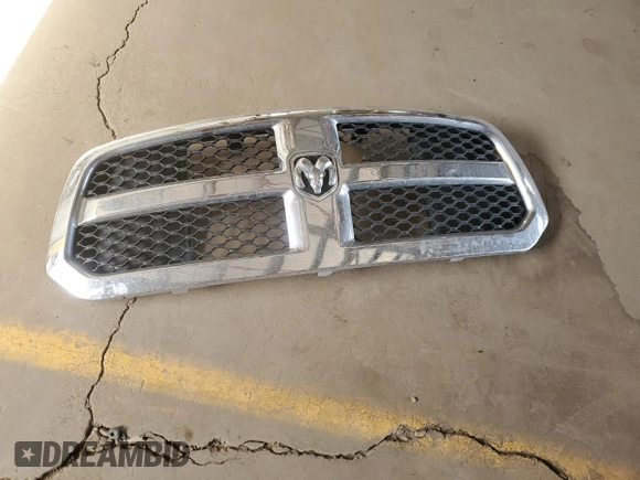 2018 Ram 1500 Tradesman with VIN 3C6RR6KT9JG118351, listed as a Copart auction lot 47204225 with 107,356 mi miles and Salvage title. Bid and sale history available at DreamBid. Image 12.
