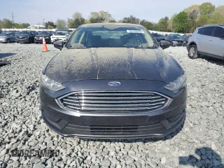 2017 Ford Fusion SE with VIN 3FA6P0HD8HR281415, listed as a Copart auction lot 52440205 with 130,171 mi miles and Salvage Title. Bid and sale history available at carsss.com. Image 5.