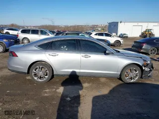 2024 Honda Accord Sedan EX with VIN 1HGCY1F33RA053412, listed as a IAAI auction lot 41579490 with 2,518 mi miles. Bid and sale history available at carsss.com. Image 13.