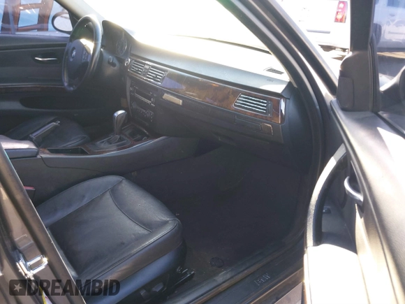 2007 BMW 3 Series 328i with VIN WBAVA375X7NL13220, listed as a IAAI auction lot 41645918 with 192,439 mi miles and . Bid and sale history available at DreamBid. Image 5.