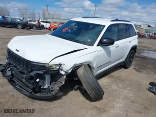 2023 Jeep Grand Cherokee Laredo with VIN 1C4RJHAG9PC640845, listed as a IAAI auction lot 41991471 with 48,653 mi miles. Bid and sale history available at carsss.com. Image 20.
