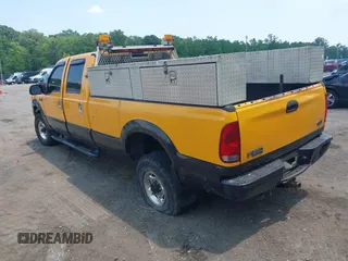 2002 Ford F-350 XL with VIN 1FTSW31F82EA52722, listed as a IAAI auction lot 42688553 with 121,065 mi miles and . Bid and sale history available at DreamBid. Image 3.