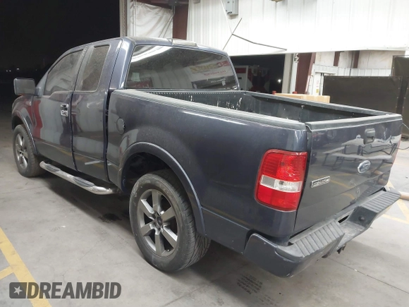 2004 Ford F-150 XLT with VIN 1FTRX12594KD77602, listed as a IAAI auction lot 41482440 with 299,407 mi miles. Bid and sale history available at carsss.com. Image 3.