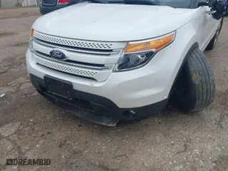 2014 Ford Explorer Limited with VIN 1FM5K8F84EGB74076, listed as a IAAI auction lot 41560599 with 186,258 mi miles. Bid and sale history available at carsss.com. Image 21.
