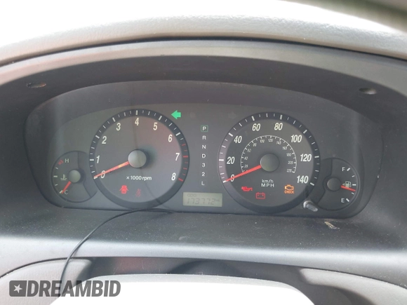 2006 Hyundai Elantra GLS z VIN KMHDN46D46U247104, wystawiony jako IAAI lot #42407301 z przebiegiem 173 772 mil mil oraz . Historia ofert i sprzedaży dostępna na DreamBid. Obrazek 7.