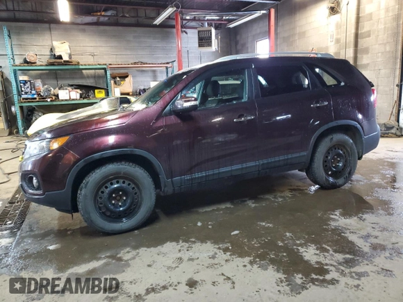 2011 Kia Sorento LX with VIN 5XYKT3A29BG139221, listed as a Copart auction lot 81924054 with 156,550 mi miles and Clean Title. Bid and sale history available at DreamBid. Image 1.