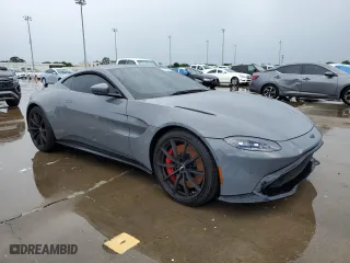 2020 Aston Martin Vantage with VIN SCFSMGAW6LGN04722, listed as a Copart auction lot 74263234 with 0 mi miles and Non Repairable. Bid and sale history available at carsss.com. Image 4.