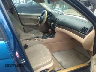 2002 BMW 3 Series 325i with VIN WBAET37482NG72157, listed as a IAAI auction lot 41648030 with 1 mi miles. Bid and sale history available at carsss.com. Image 5.