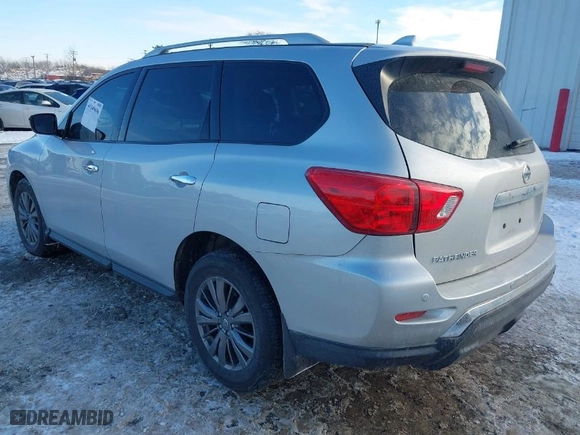 2019 Nissan Pathfinder S with VIN 5N1DR2MM5KC653839, listed as a IAAI auction lot 41349696 with 102,475 mi miles. Bid and sale history available at carsss.com. Image 3.