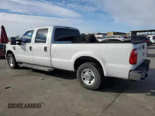 2008 Ford F-250 XL z VIN 1FTSW20578EB47672, wystawiony jako Copart lot #87549735 z przebiegiem 211 326 mil mil oraz Czysty tytuł • Clean title. Historia ofert i sprzedaży dostępna na DreamBid. Obrazek 2.