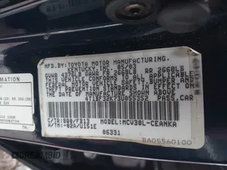 2003 Toyota Camry LE z VIN 4T1BF32K73U055352, wystawiony jako IAAI lot #38989713 z przebiegiem 155 688 mil mil oraz . Historia ofert i sprzedaży dostępna na DreamBid. Obrazek 9.
