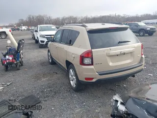2017 Jeep Compass High Altitude with VIN 1C4NJDEB9HD208970, listed as a IAAI auction lot 41877108 with 119,029 mi miles. Bid and sale history available at carsss.com. Image 3.