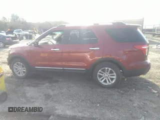 2014 Ford Explorer XLT with VIN 1FM5K7D89EGB61398, listed as a IAAI auction lot 41652715 with 180,785 mi miles. Bid and sale history available at carsss.com. Image 15.