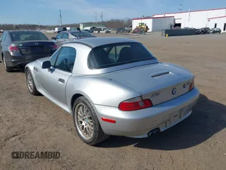 2000 BMW Z3 2.8 with VIN 4USCH3343YLF43582, listed as a IAAI auction lot 41754289 with 70,262 mi miles and . Bid and sale history available at DreamBid. Image 3.