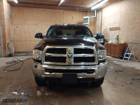 2018 Ram 2500 Tradesman with VIN 3C6UR5CJ5JG277725, listed as a IAAI auction lot 41577938 with 81,262 mi miles. Bid and sale history available at carsss.com. Image 12.
