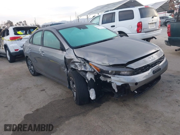 2024 Kia Forte LXS with VIN 3KPF24AD0RE840314, listed as a IAAI auction lot 41804524 with 10,605 mi miles and . Bid and sale history available at DreamBid. Image 1.