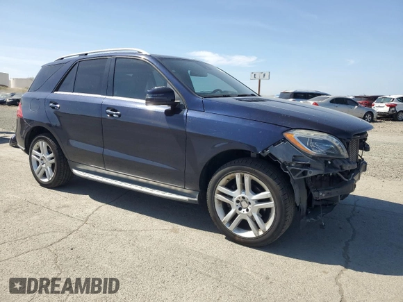 2013 Mercedes-Benz M 350 z VIN 4JGDA2EB8DA150793, wystawiony jako Copart lot #57183305 z przebiegiem 149 616 mil mil oraz Szkoda całkowita • Salvage title. Historia ofert i sprzedaży dostępna na DreamBid. Obrazek 4.