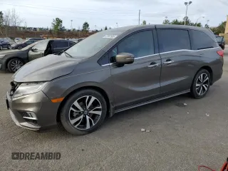 2018 Honda Odyssey Elite with VIN 5FNRL6H94JB112016, listed as a Copart auction lot 47587565 with 186,586 mi miles and Salvage Title. Bid and sale history available at carsss.com. Image 1.