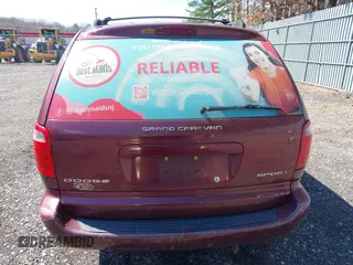 2002 Dodge Caravan Sport with VIN 2B4GP44392R735684, listed as a IAAI auction lot 41879588 with 207,266 mi miles. Bid and sale history available at carsss.com. Image 6.