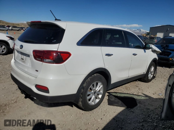 2020 Kia Sorento LX with VIN 5XYPGDA35LG652721, listed as a Copart auction lot 46290805 with 61,262 mi miles and Salvage Title. Bid and sale history available at carsss.com. Image 3.