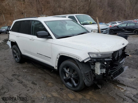 2023 Jeep Grand Cherokee Limited with VIN 1C4RJHBG1PC501985, listed as a Copart auction lot 46692565 with 55,476 mi miles and Salvage Title. Bid and sale history available at carsss.com. Image 4.