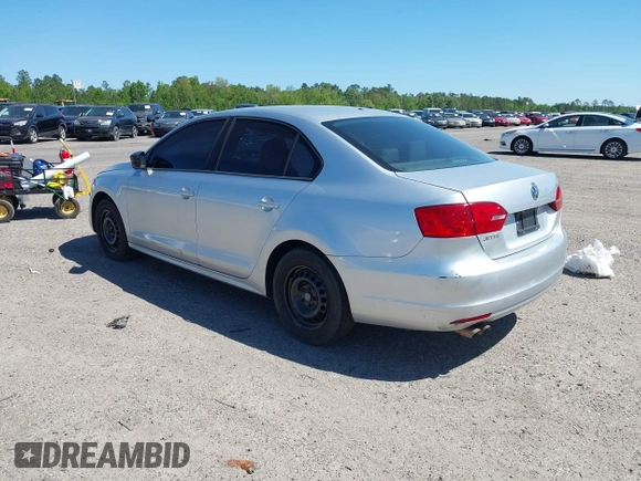 2014 Volkswagen Jetta S with VIN 3VW2K7AJ6EM220778, listed as a IAAI auction lot 42035805 with 131,524 mi miles and . Bid and sale history available at DreamBid. Image 3.
