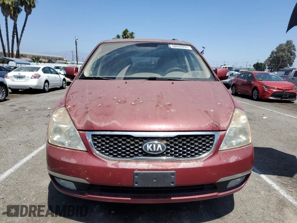 2014 Kia Sedona LX with VIN KNDMG4C72E6580997, listed as a Copart auction lot 60948224 with 189,808 mi miles and Clean Title. Bid and sale history available at carsss.com. Image 5.