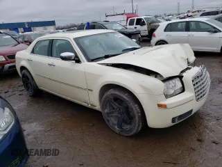2010 Chrysler 300 Touring with VIN 2C3CK5CVXAH210862, listed as a Copart auction lot 39696094 with 164,566 mi miles and Clean Title. Bid and sale history available at carsss.com. Image 4.