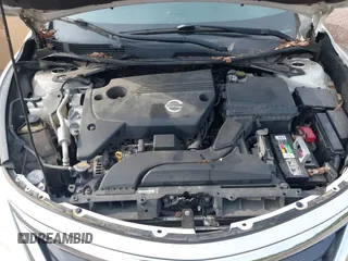 2013 Nissan Altima SV with VIN 1N4AL3AP7DC207438, listed as a IAAI auction lot 42141303 with 224,279 mi miles and . Bid and sale history available at carsss.com. Image 10.