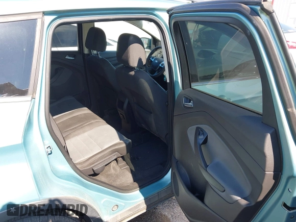 2013 Ford Escape SE with VIN 1FMCU0GX6DUA85991, listed as a IAAI auction lot 42222248 with 136,457 mi miles and . Bid and sale history available at DreamBid. Image 8.