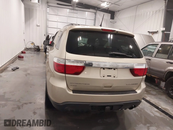 2011 Dodge Durango Citadel with VIN 1D4RE5GG7BC695817, listed as a IAAI auction lot 41596051 with 196,661 mi miles. Bid and sale history available at carsss.com. Image 17.