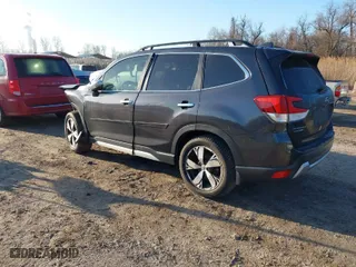 2019 Subaru Forester Touring with VIN JF2SKAWC5KH403102, listed as a IAAI auction lot 41768976 with 73,851 mi miles. Bid and sale history available at carsss.com. Image 3.