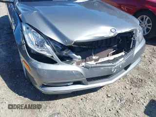 2013 Mercedes-Benz E-Class E 350 with VIN WDDKJ8JB3DF210590, listed as a IAAI auction lot 41813869 with 77,247 mi miles. Bid and sale history available at carsss.com. Image 18.