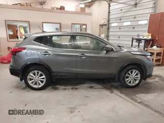 2017 Nissan Rogue SL z VIN JN1BJ1CR9HW128710, wystawiony jako IAAI lot #42307830 z przebiegiem 129 791 mil mil oraz . Historia ofert i sprzedaży dostępna na DreamBid. Obrazek 13.