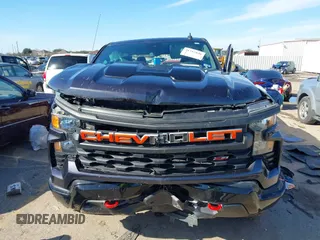 2022 Chevrolet Silverado 1500 Custom Trail Boss with VIN 3GCPDCEK9NG608262, listed as a IAAI auction lot 41317046 with 1 mi miles. Bid and sale history available at carsss.com. Image 11.