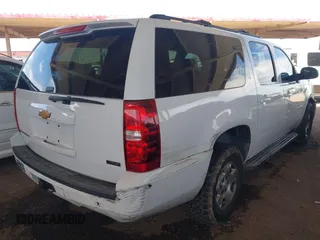 2012 Chevrolet Suburban LT with VIN 1GNSKJE70CR295137, listed as a IAAI auction lot 42112072 with 291,912 mi miles and . Bid and sale history available at DreamBid. Image 4.
