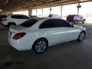 2019 Mercedes-Benz C 300 z VIN 55SWF8EB7KU317875, wystawiony jako Copart lot #55360285 z przebiegiem 39 945 mil mil oraz Szkoda całkowita • Salvage title. Historia ofert i sprzedaży dostępna na DreamBid. Obrazek 3.