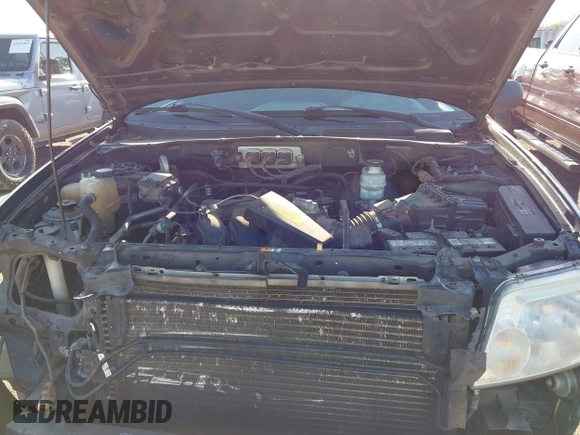 2006 Mercury Mariner Luxury с VIN 4M2CU56146KJ04819, выставлен на аукционе IAAI как лот 42248117 с пробегом 184 729 миль миль и . История ставок и продаж доступна на DreamBid. Изображение 10.