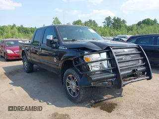 2014 Ford F-250 XL with VIN 1FT7W2BT4EEB18143, listed as a IAAI auction lot 42435794 with 173,439 mi miles and . Bid and sale history available at DreamBid. Image 1.